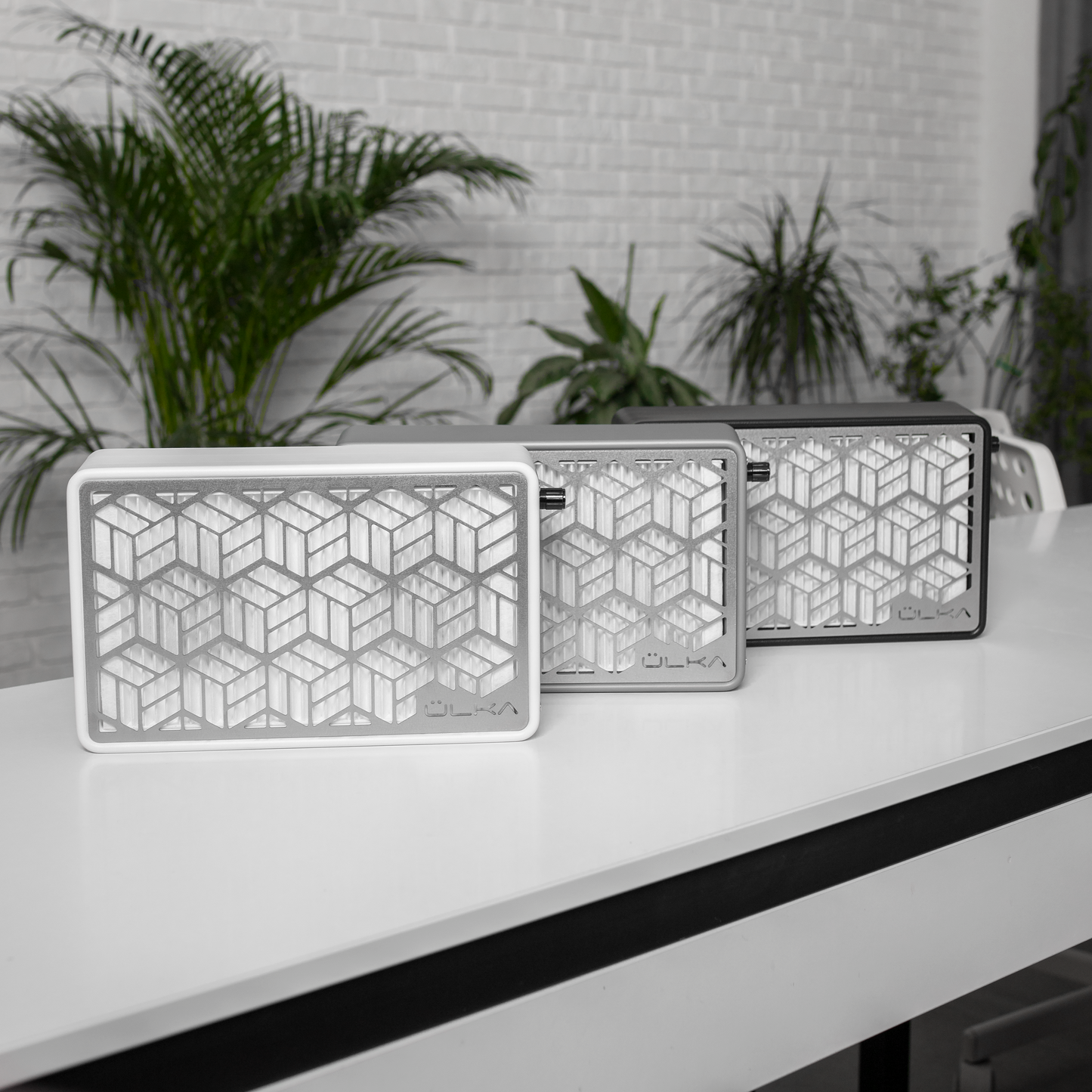 Tafelstofzuiger ÜLKA BEE wit