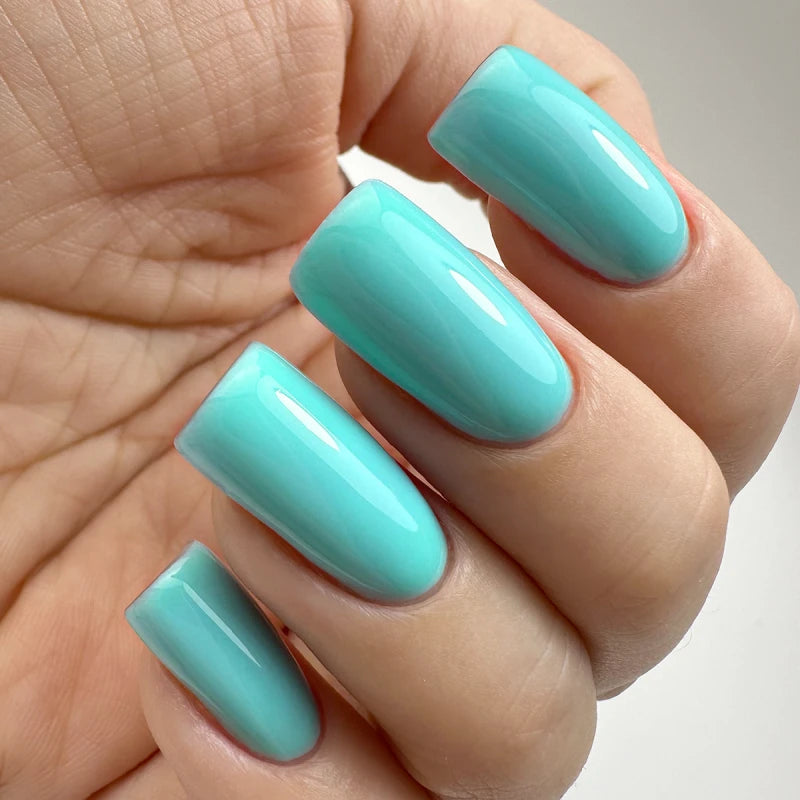 Gel nail polish Light Breeze PNB 8 ml 035